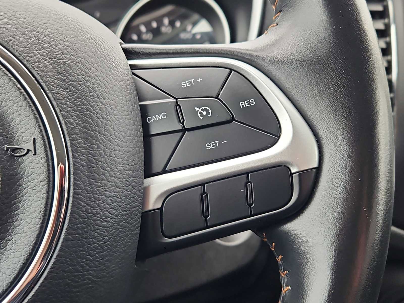 Used 2019 Jeep Compass Latitude AWD/4WD image 22