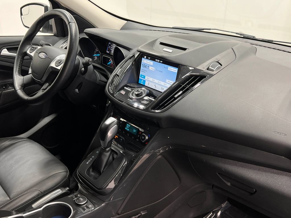 Used 2016 Ford Escape Titanium image 18