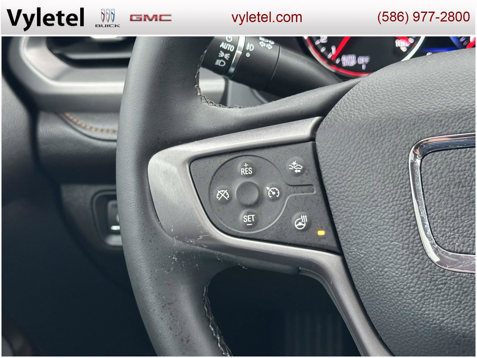 Used 2023 GMC Acadia AT4 w/ Technology Package image 25