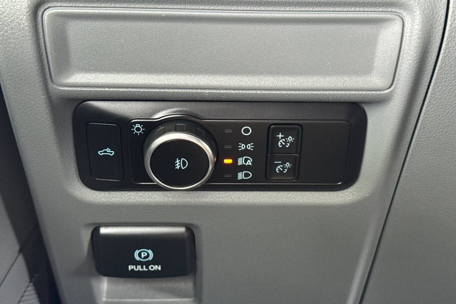 Used 2023 Ford F150 XLT AWD/4WD image 40