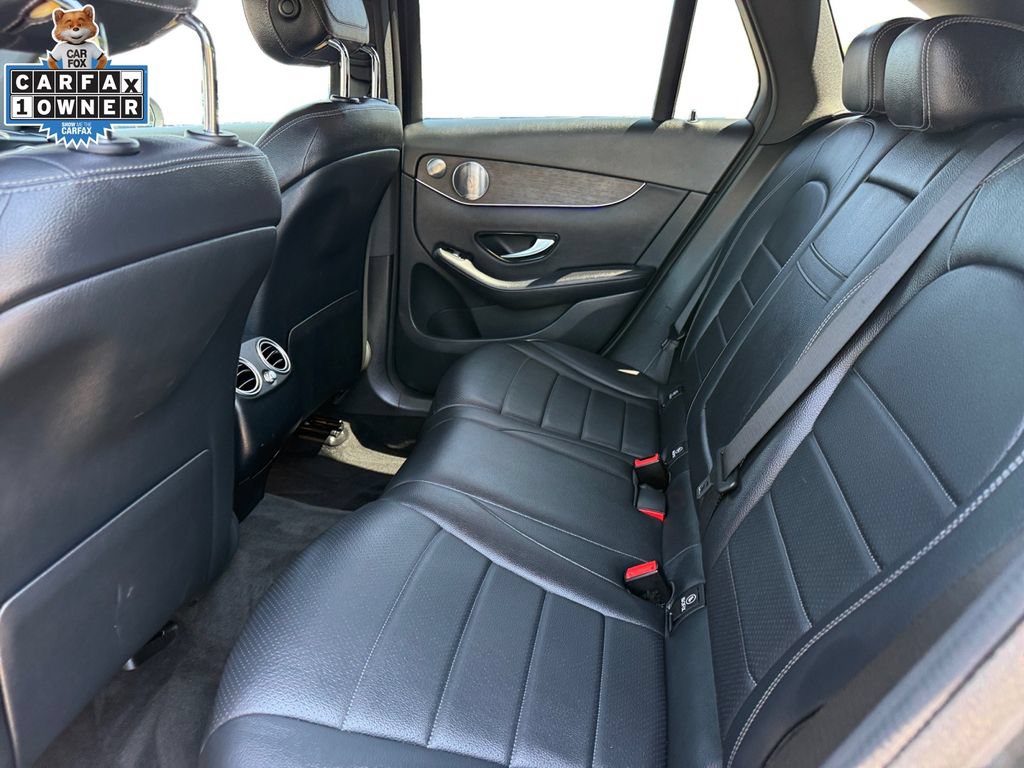 Used 2020 Mercedes-Benz GLC 300 4MATIC image 15