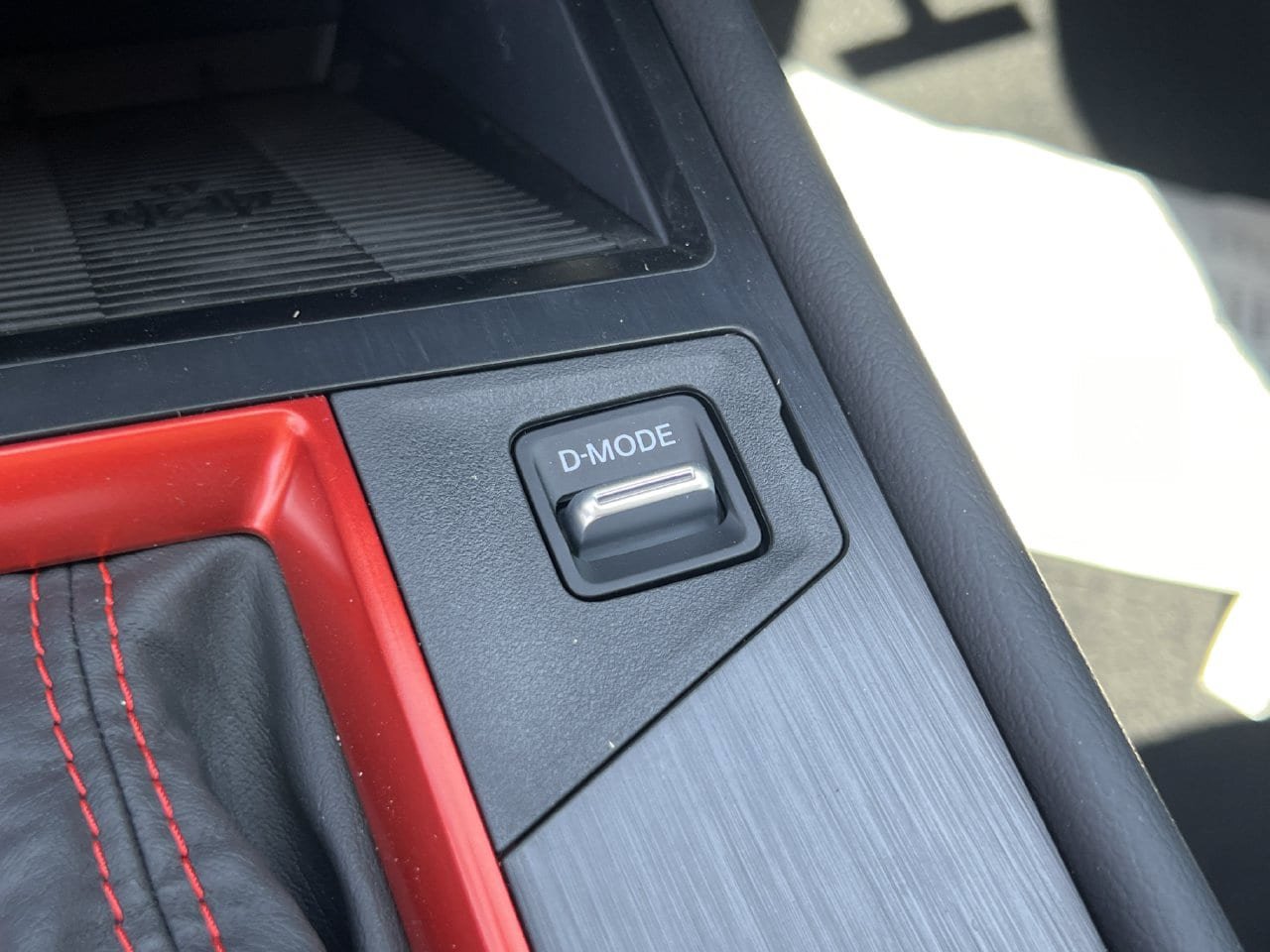 New 2027 Nissan Kicks SR AWD/4WD image 14