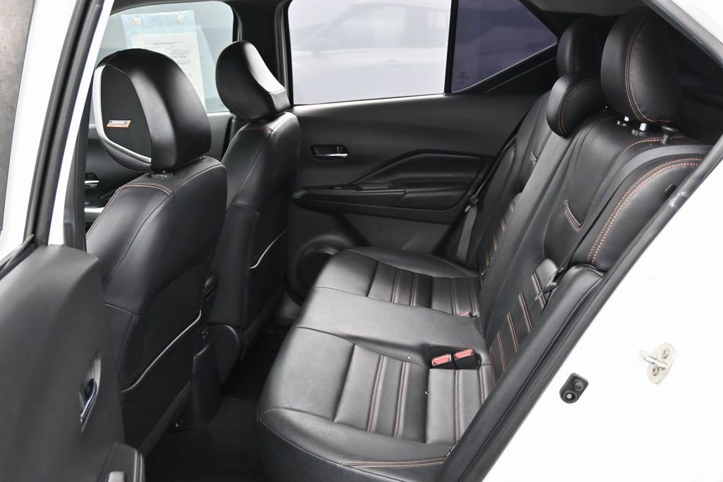 Used 2020 Nissan Kicks SR w/ SR Premium Package image 30