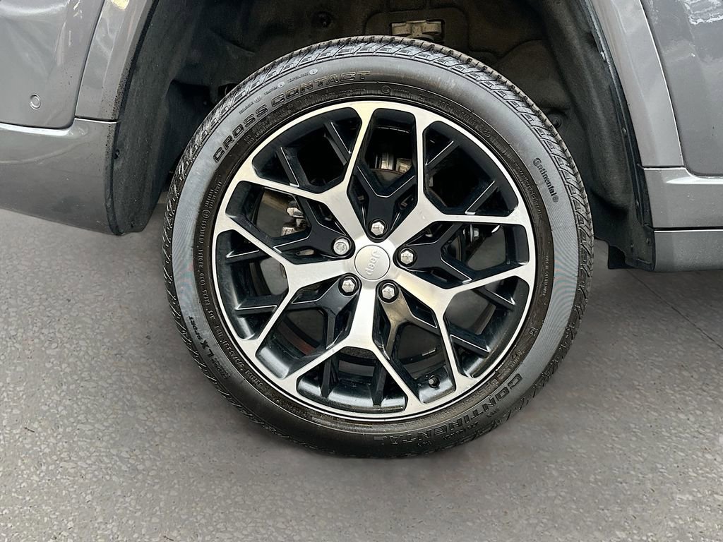 Used 2022 Jeep Grand Cherokee Summit image 33