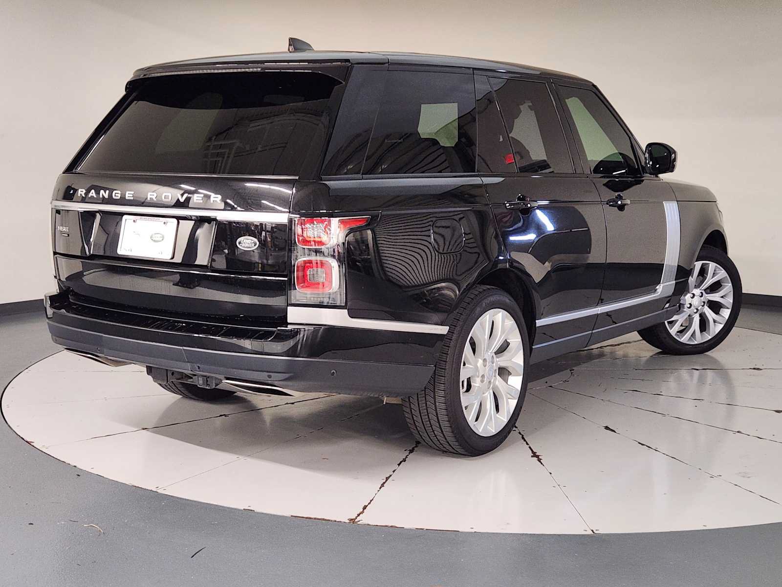 Used 2021 Land Rover Range Rover Westminster Edition AWD/4WD image 2