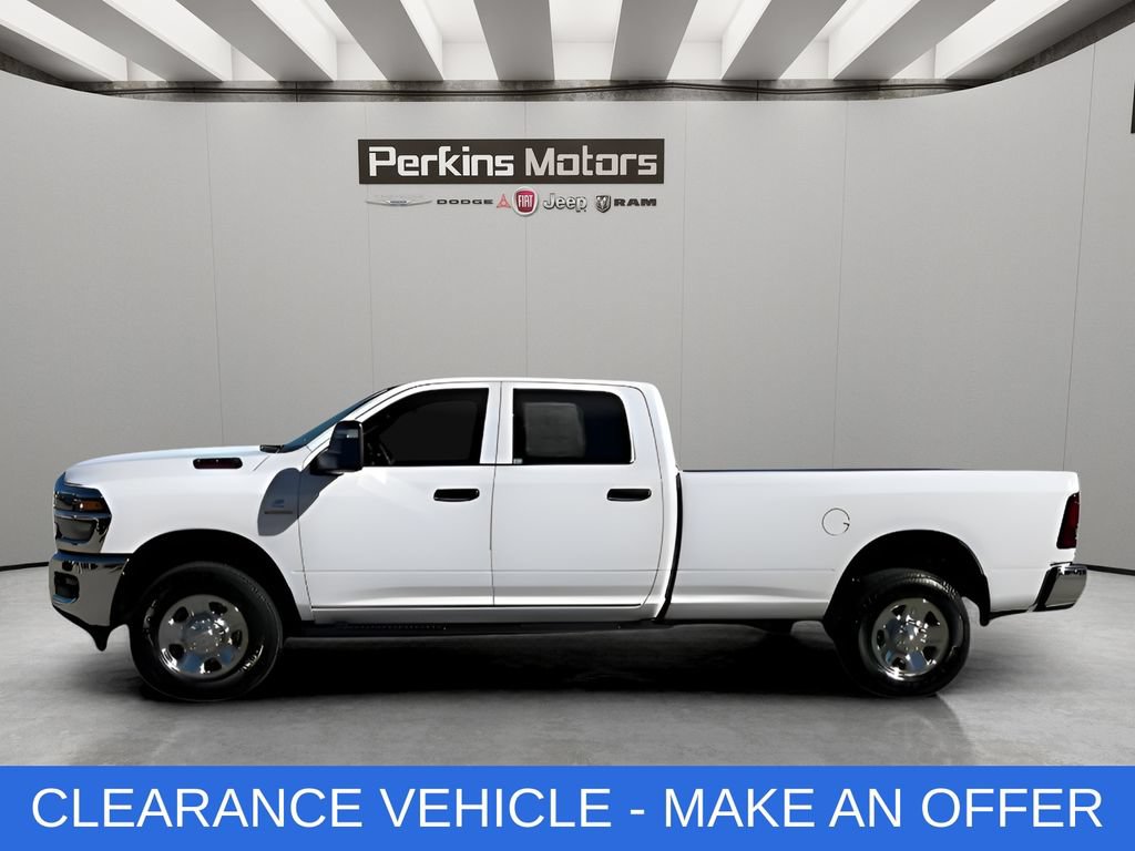 New 2026 RAM 2500 Tradesman AWD/4WD image 2
