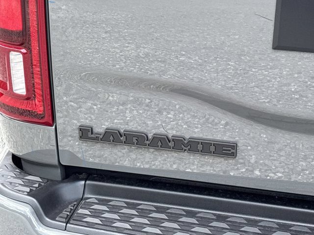 New 2026 RAM 3500 Laramie AWD/4WD image 5