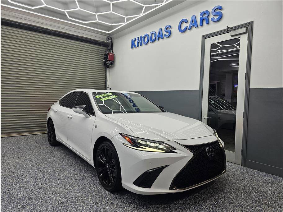 Used 2023 Lexus ES 300h F Sport w/ Accessory Package (Z2) FWD image 7