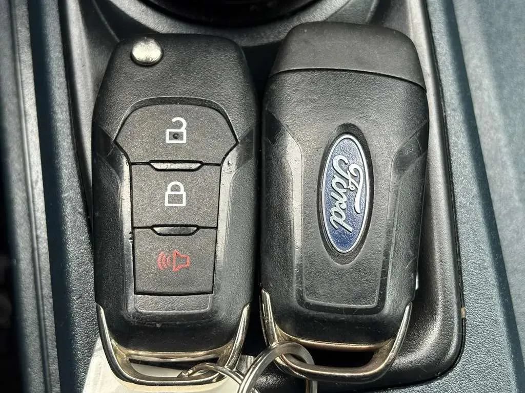 Used 2022 Ford Maverick XLT w/ Equipment Group 300A Standard AWD/4WD image 37