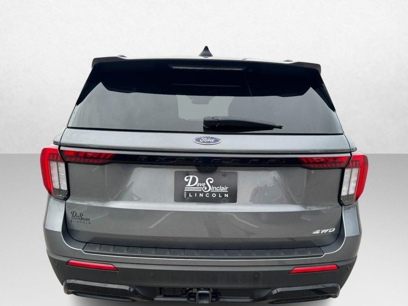 Used 2025 Ford Explorer ST-Line AWD/4WD image 6