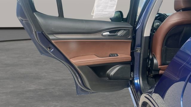 Used 2021 Alfa Romeo Stelvio Ti w/ Nero Edizione image 49