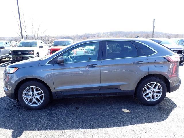 Used 2024 Ford Edge SEL image 2