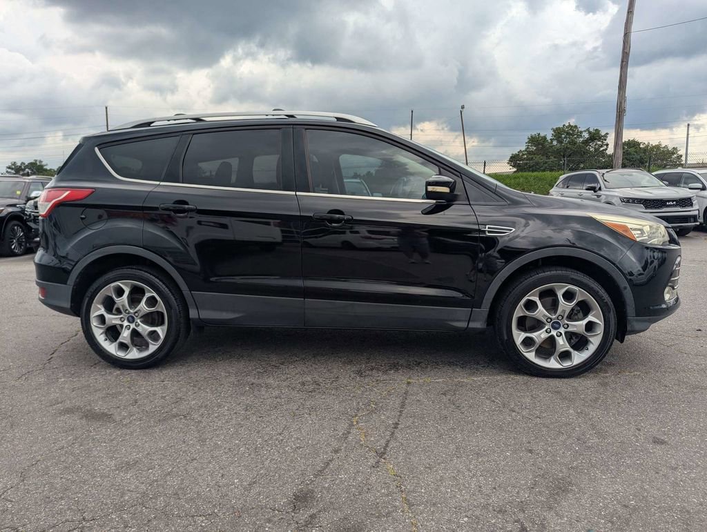 Used 2016 Ford Escape Titanium w/ Equipment Group 301A AWD/4WD image 4
