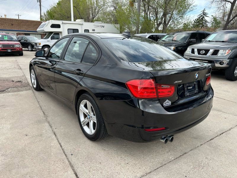 Used 2014 BMW 328i xDrive Sedan AWD/4WD image 5