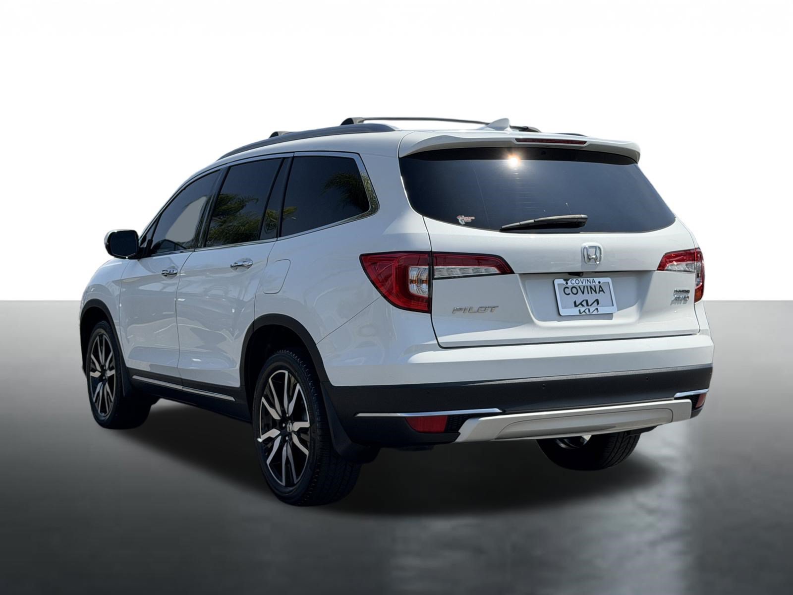 Used 2022 Honda Pilot Touring image 6