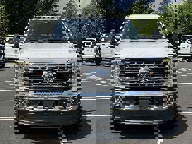 New 2025 Ford F550 4x4 Supercab Super Duty image 7