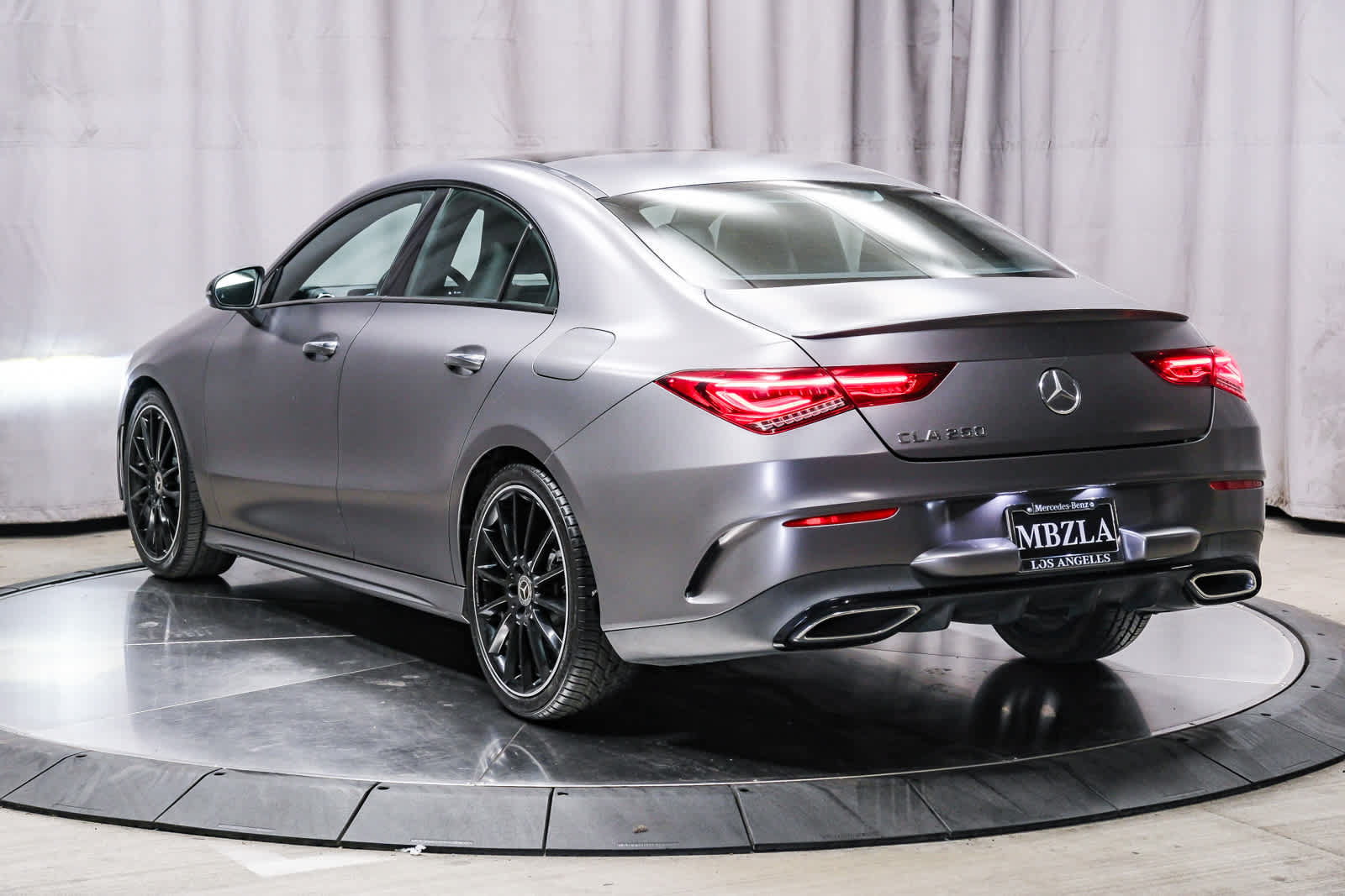 Used 2022 Mercedes-Benz CLA 250 image 2