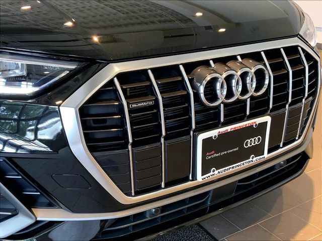 Certified 2025 Audi Q3 2.0T Premium w/ Convenience Package AWD/4WD image 30