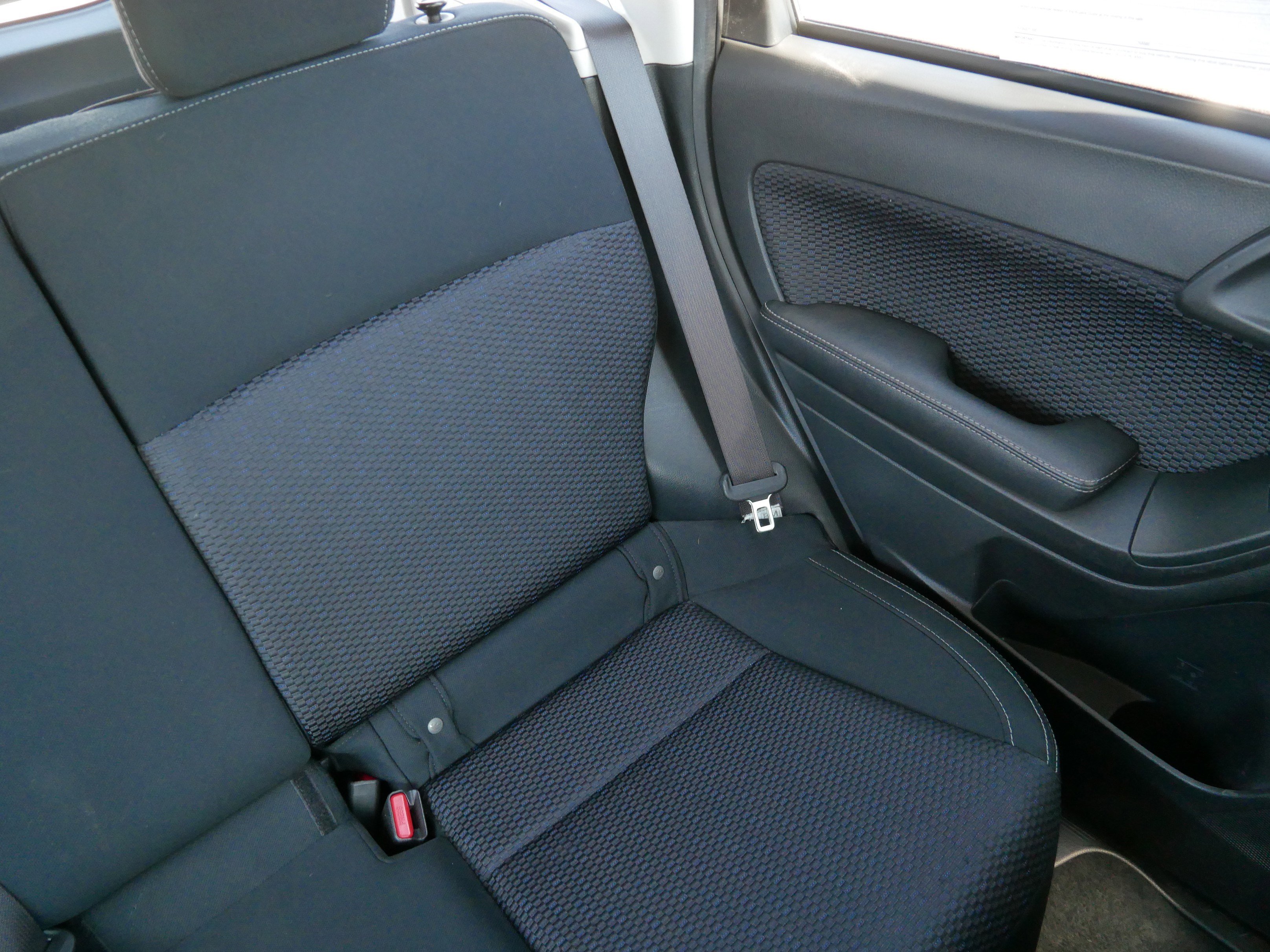 Used 2017 Subaru Forester 2.5i w/ Alloy Wheel Package image 14