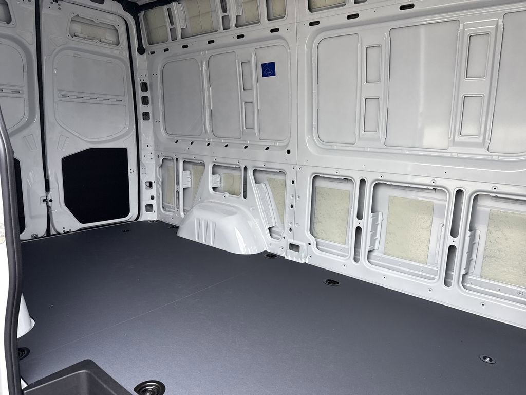 New 2025 Mercedes-Benz Sprinter 2500 image 10