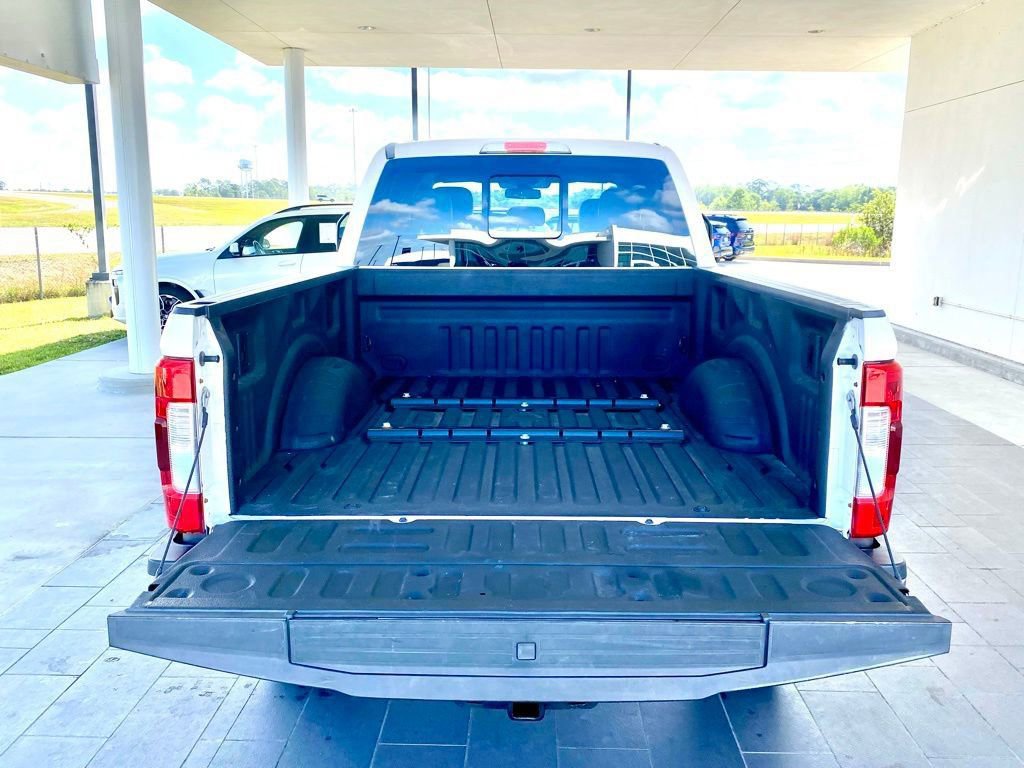 Used 2018 Ford F250 Lariat w/ Lariat Ultimate Package image 12
