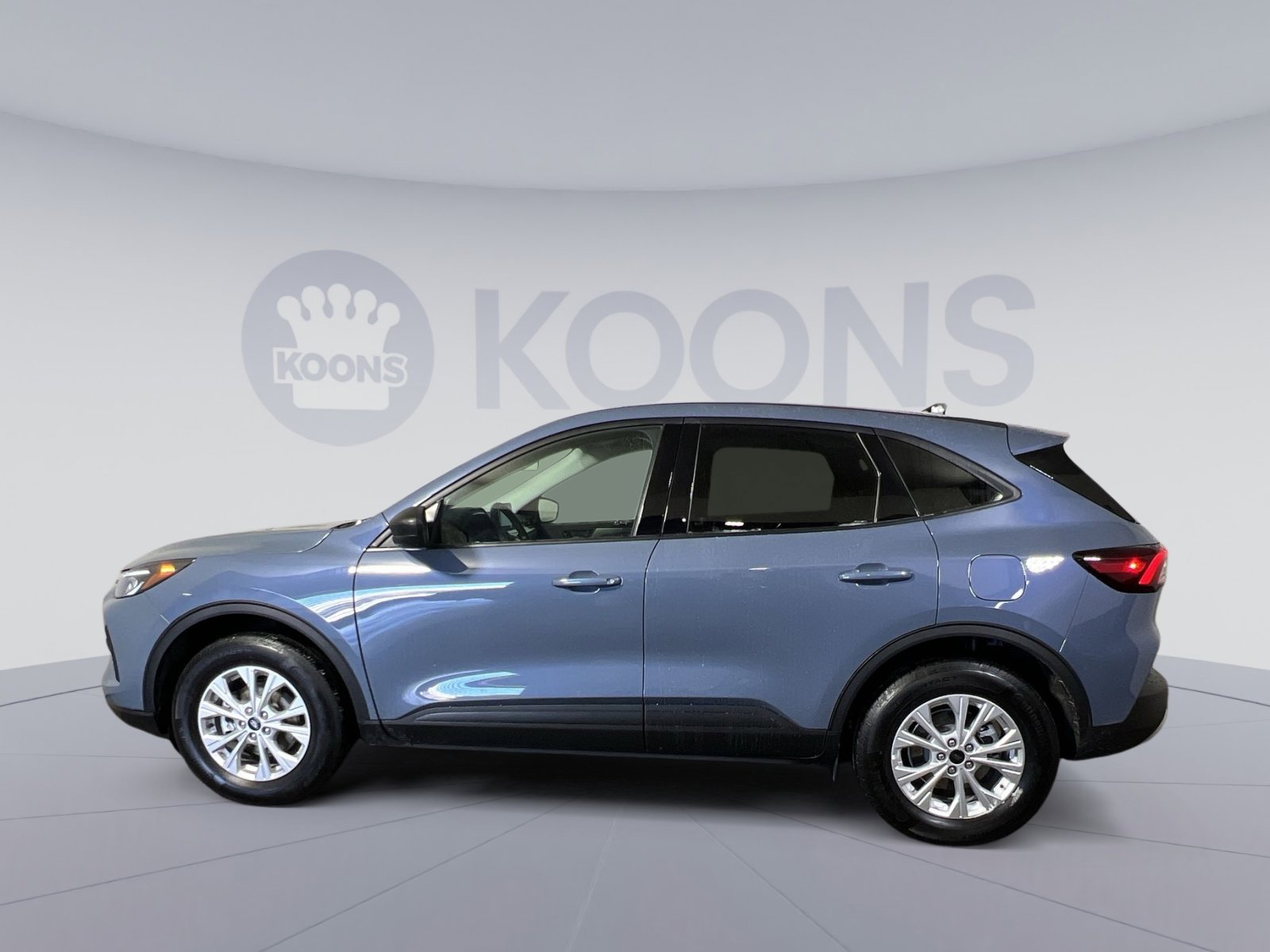 Used 2025 Ford Escape Active image 2