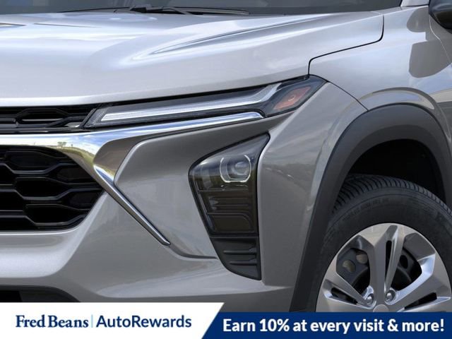 New 2025 Chevrolet Trax LS w/ Driver Confidence Package image 10