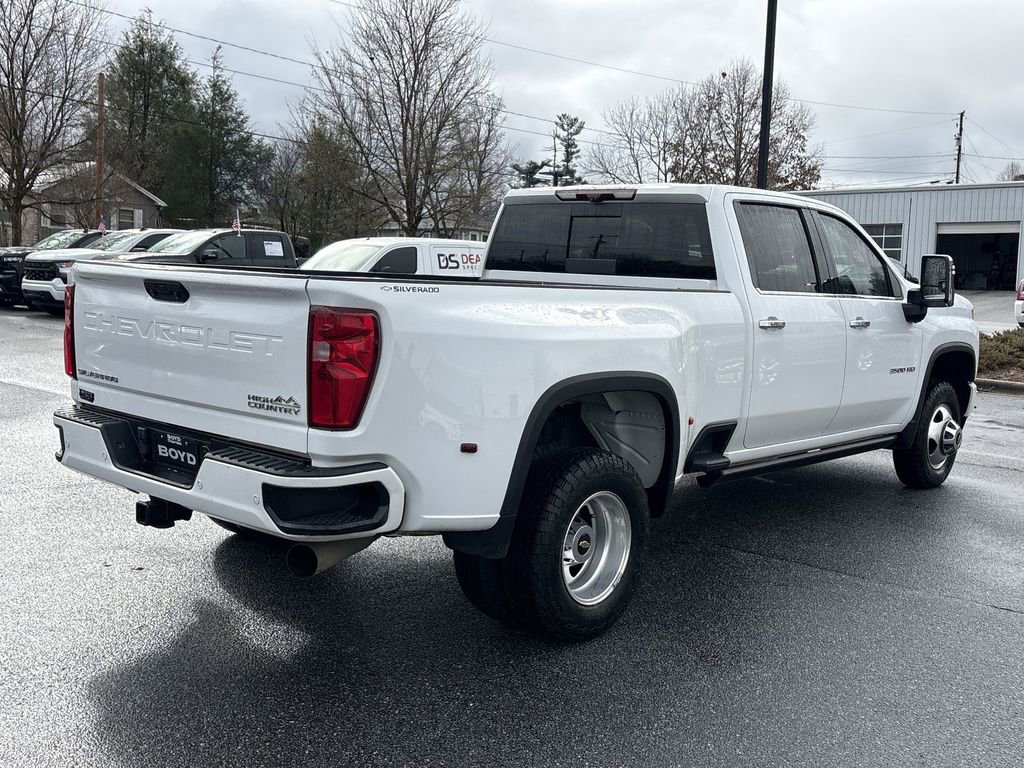 Certified 2021 Chevrolet Silverado 3500 High Country w/ Technology Package image 10