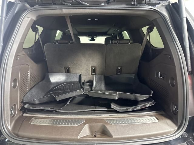 Used 2021 GMC Yukon XL Denali w/ Denali Premium Package image 26