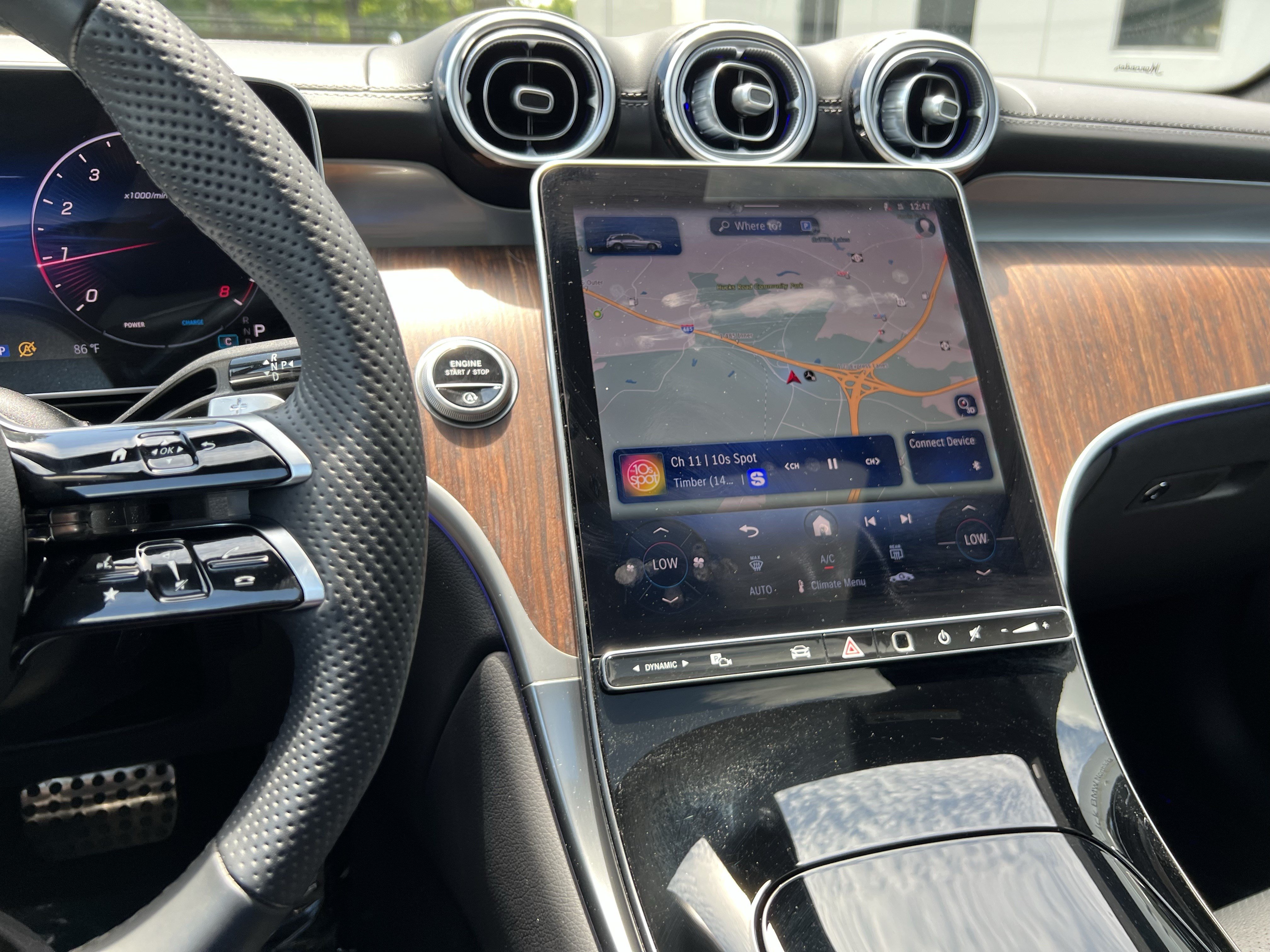 Certified 2025 Mercedes-Benz GLC 300 4MATIC w/ AMG Line image 31