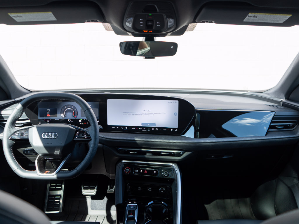 New 2026 Audi SQ5 Premium Plus AWD/4WD image 10