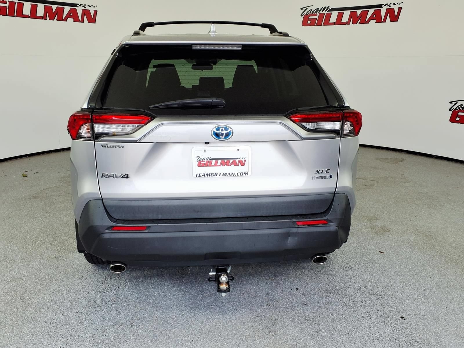 Used 2020 Toyota RAV4 XLE w/ Convenience Package AWD/4WD image 9
