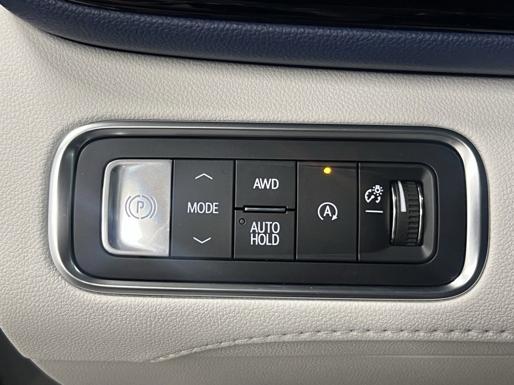 New 2026 Buick Enclave Avenir w/ Super Cruise Package image 13