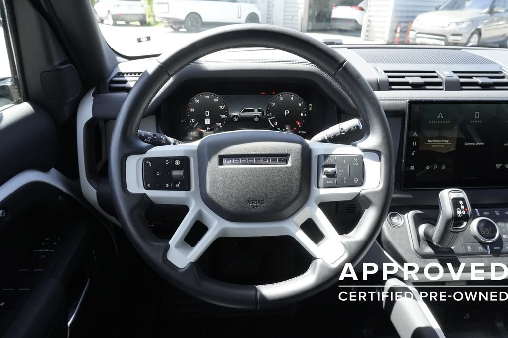 Used 2025 Land Rover Defender 110 S AWD/4WD image 10
