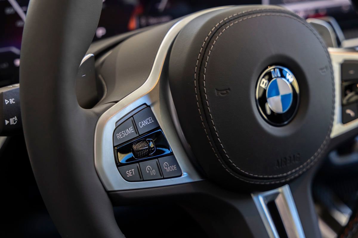 New 2026 BMW X5 M60i image 18