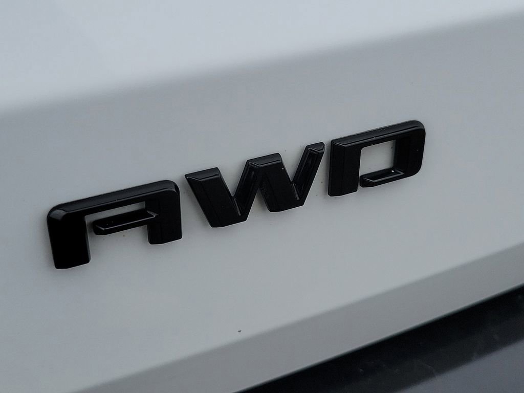 Certified 2024 Chevrolet Traverse RS image 37