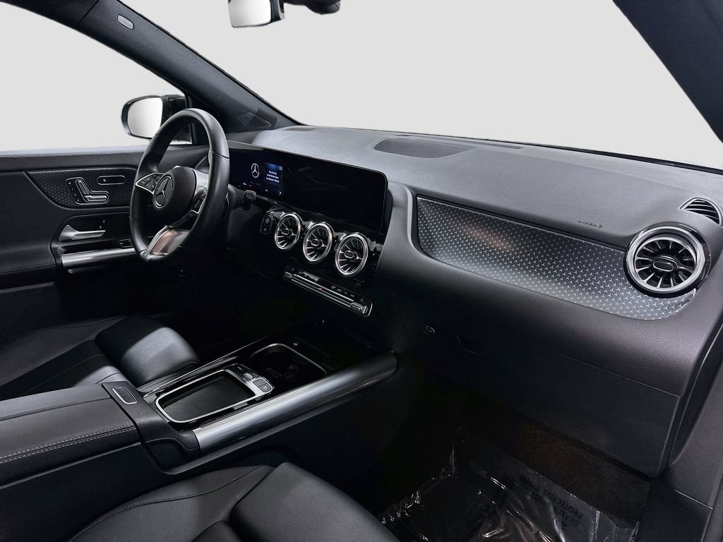 Certified 2024 Mercedes-Benz GLA 250 4MATIC image 28