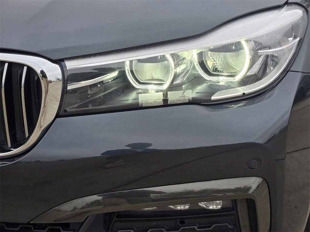 Used 2019 BMW 740i xDrive w/ Executive Package image 15