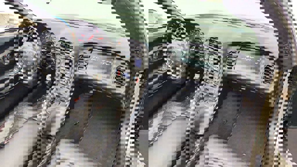 Used 2000 Chevrolet Corvette Convertible w/ Memory Pkg RWD image 23