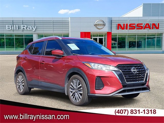 Used 2023 Nissan Kicks SV image 1