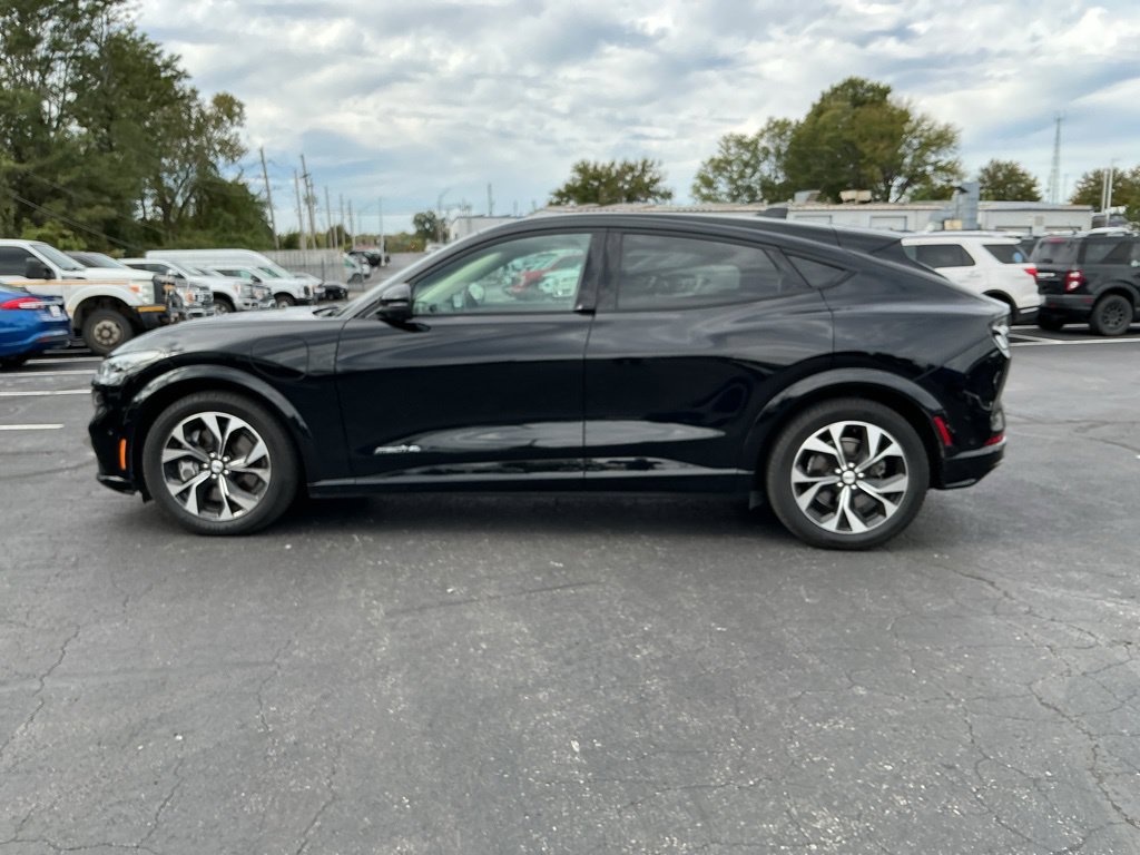 Used 2022 Ford Mustang Mach-E Premium AWD/4WD image 7