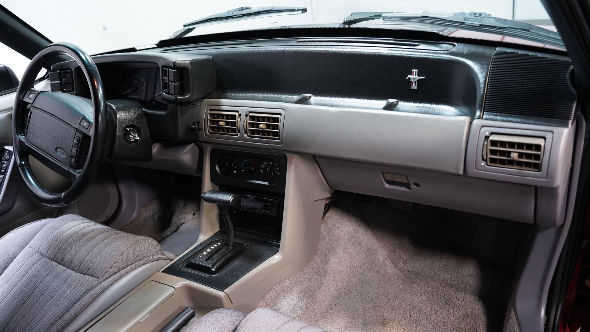Used 1993 Ford Mustang LX RWD image 40