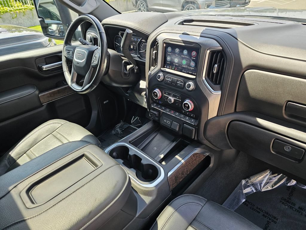 Used 2021 GMC Sierra 3500 Denali w/ Denali Ultimate Package AWD/4WD image 10