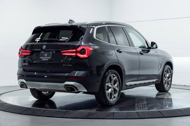 Certified 2024 BMW X3 xDrive30i w/ Premium Package image 10