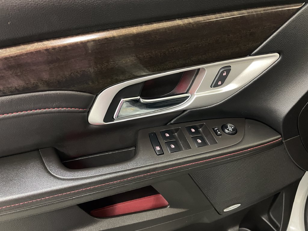 Used 2015 GMC Terrain Denali AWD/4WD image 24