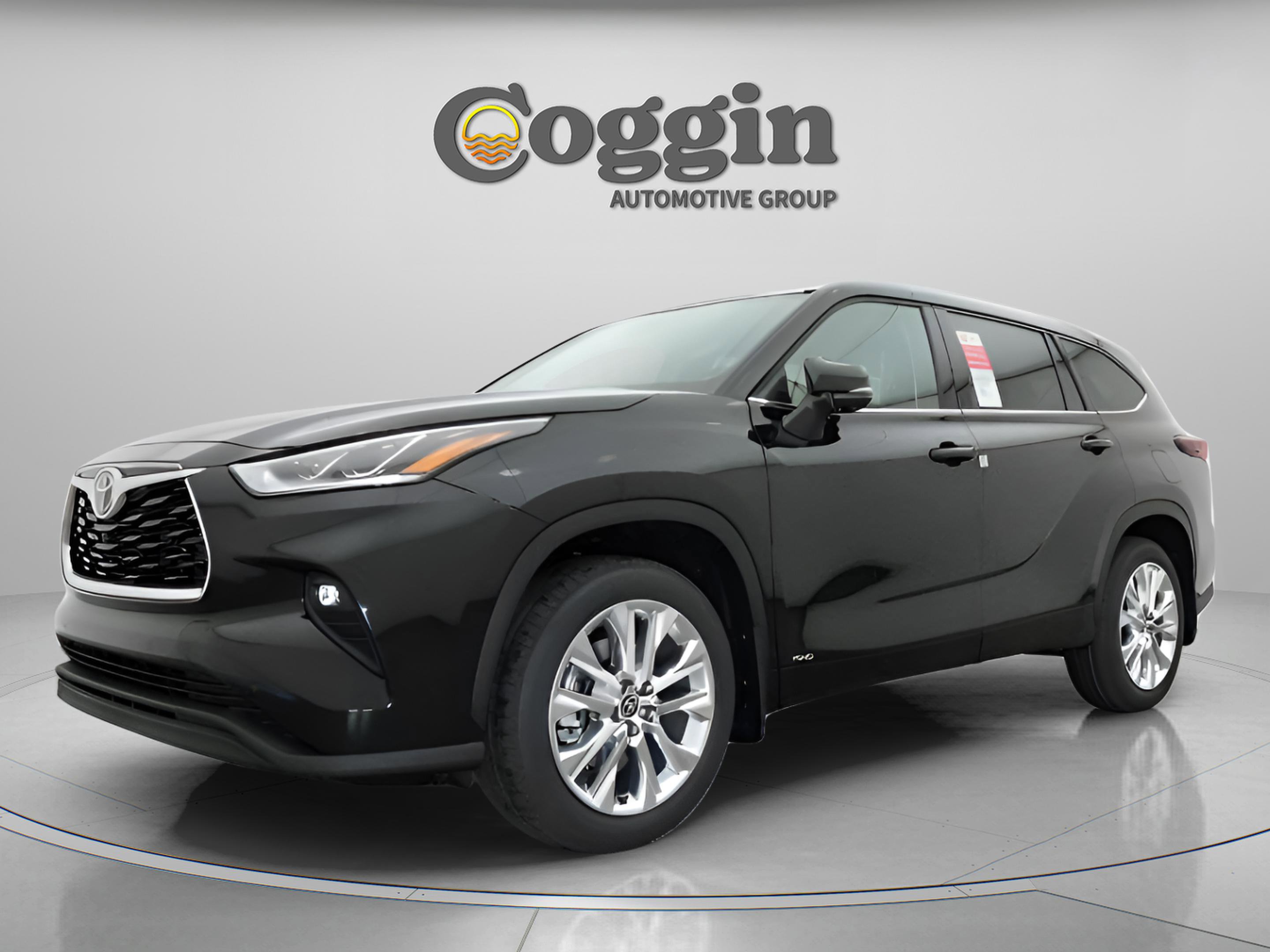 New 2026 Toyota Highlander Limited image 3