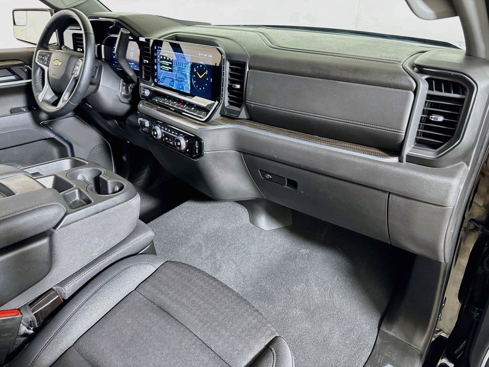Used 2026 Chevrolet Silverado 1500 LT RWD image 27