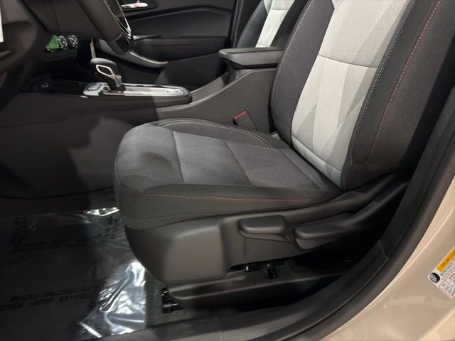 New 2026 Chevrolet Trax RS image 10