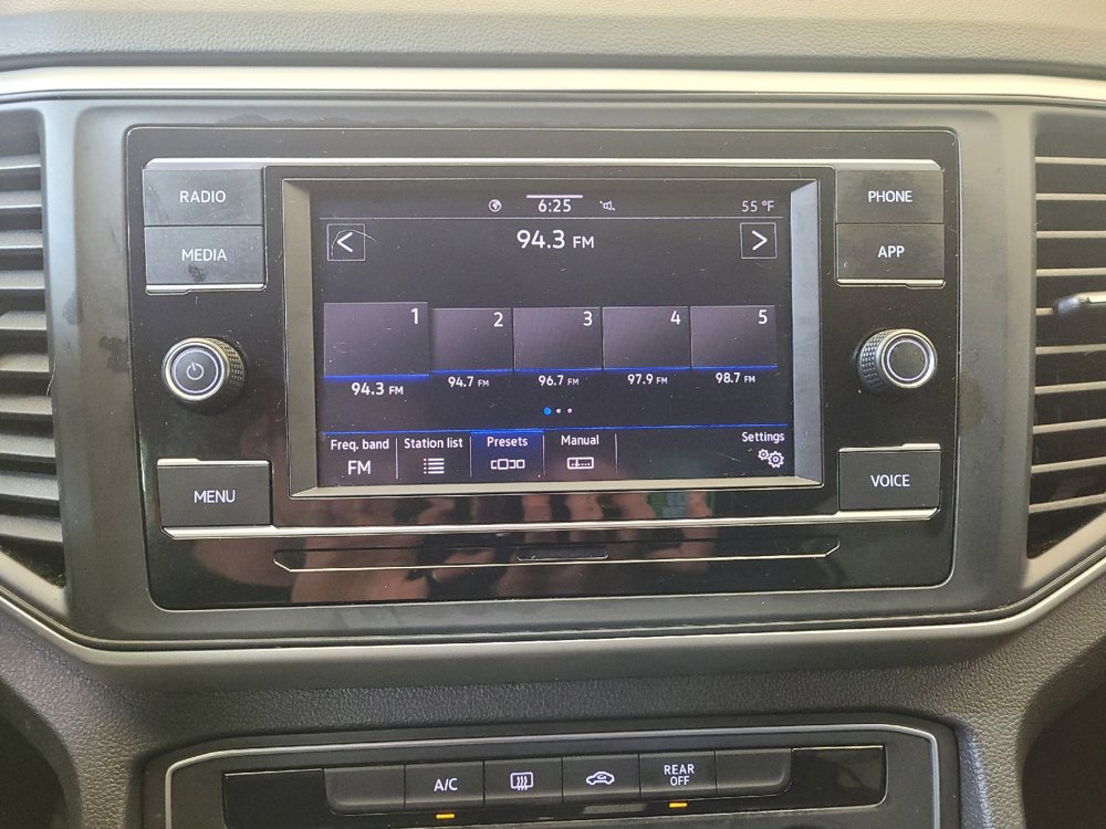 Used 2021 Volkswagen Atlas S FWD image 25