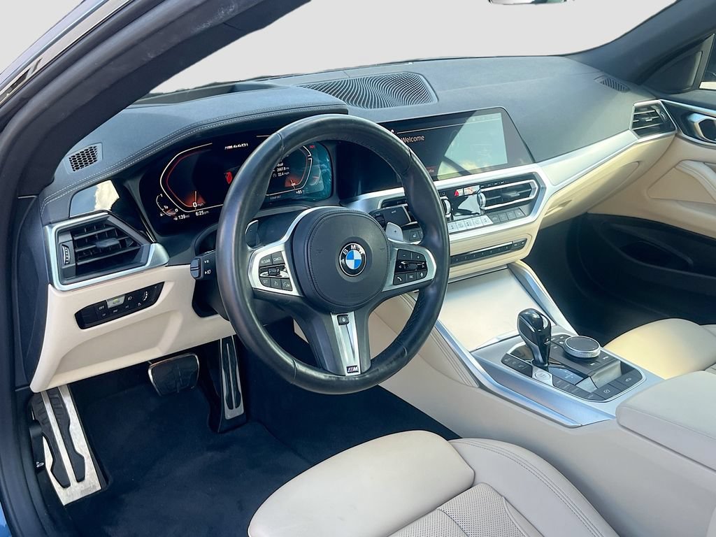 Used 2023 BMW M440i Convertible w/ Premium Package RWD image 9